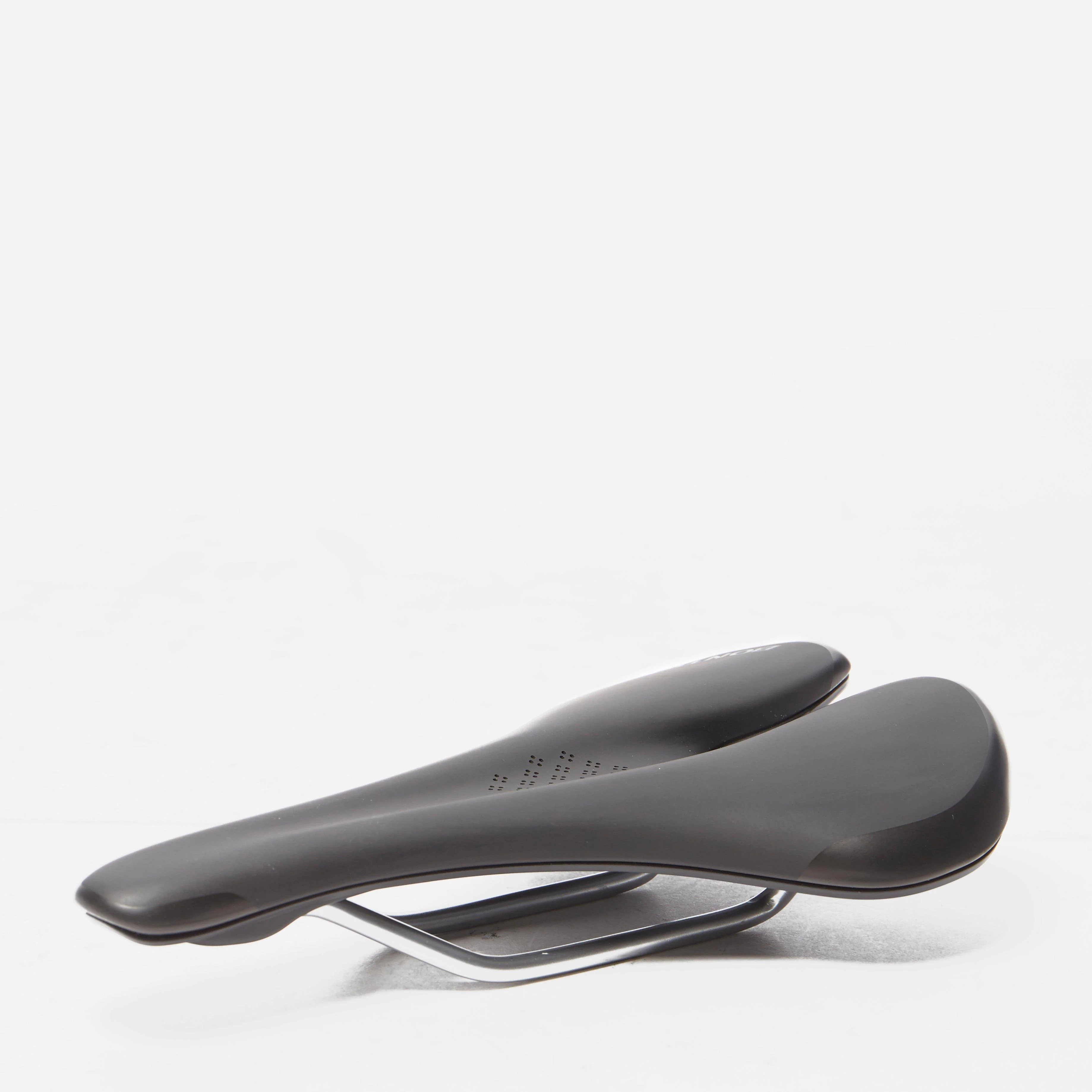 Women’s Yatra Comp Saddle 154mm - Image 2
