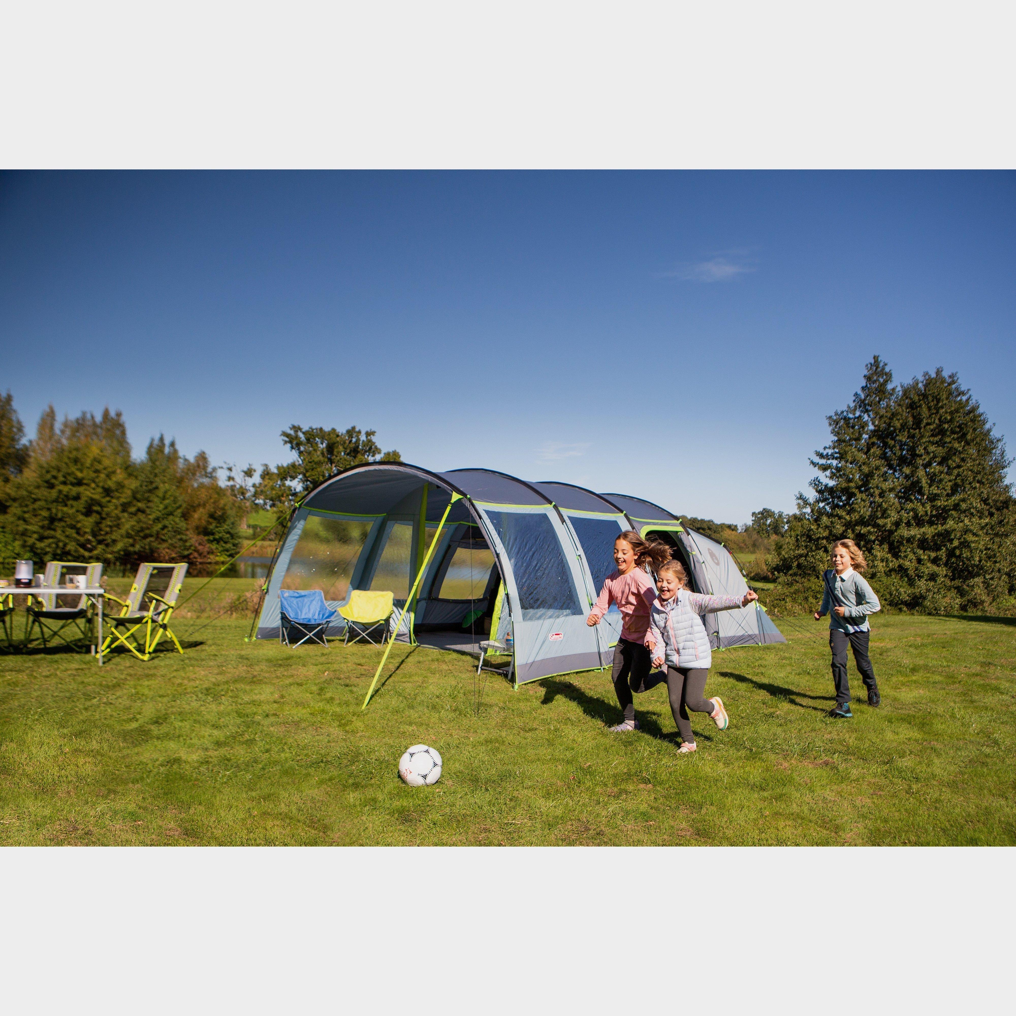 Refurbished Meadowood 6 Person Large Tent with Blackout Bedrooms - Image 3