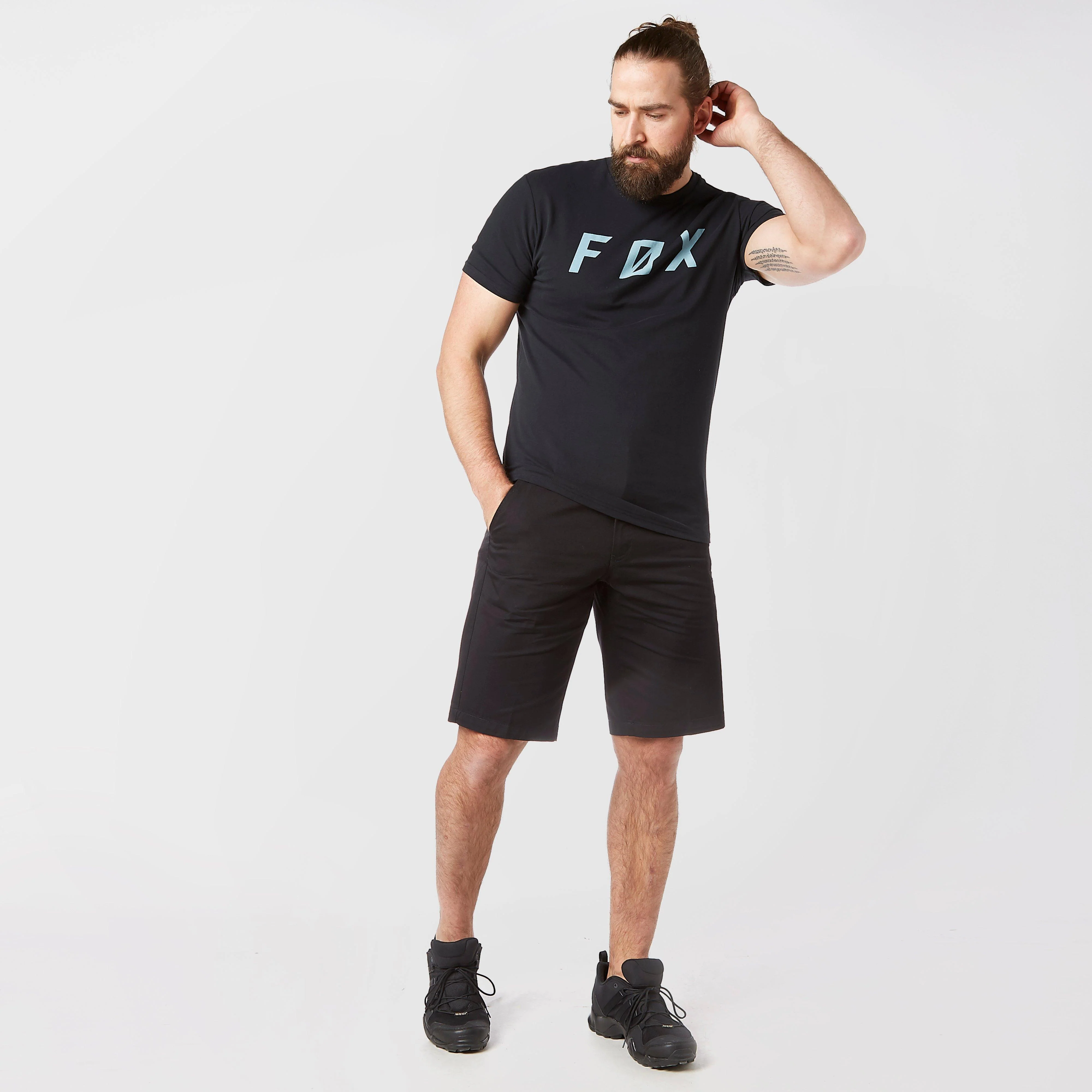 Men's Essex Shorts - Image 3