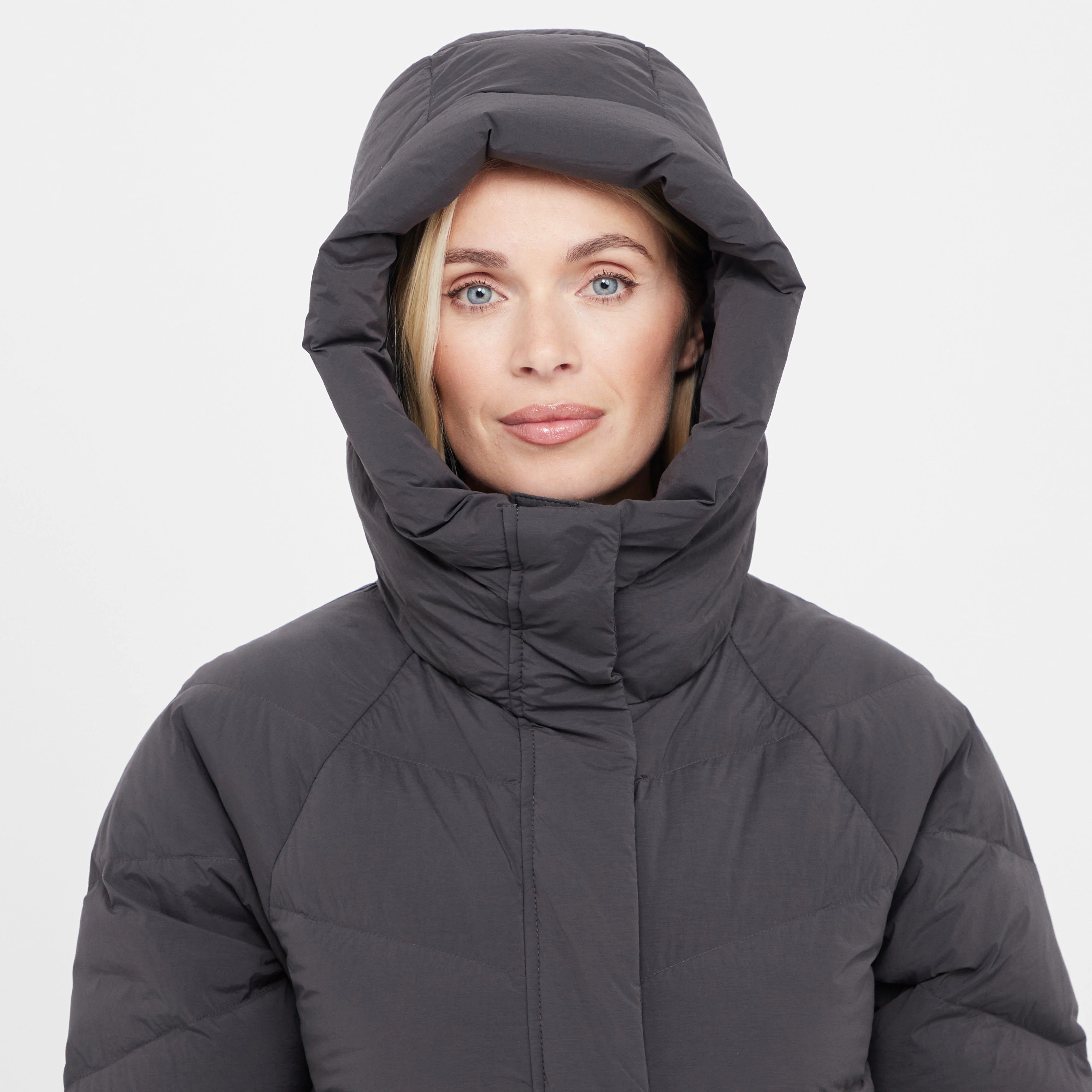 Women’s Marienplatz Long Down Coat - Image 7