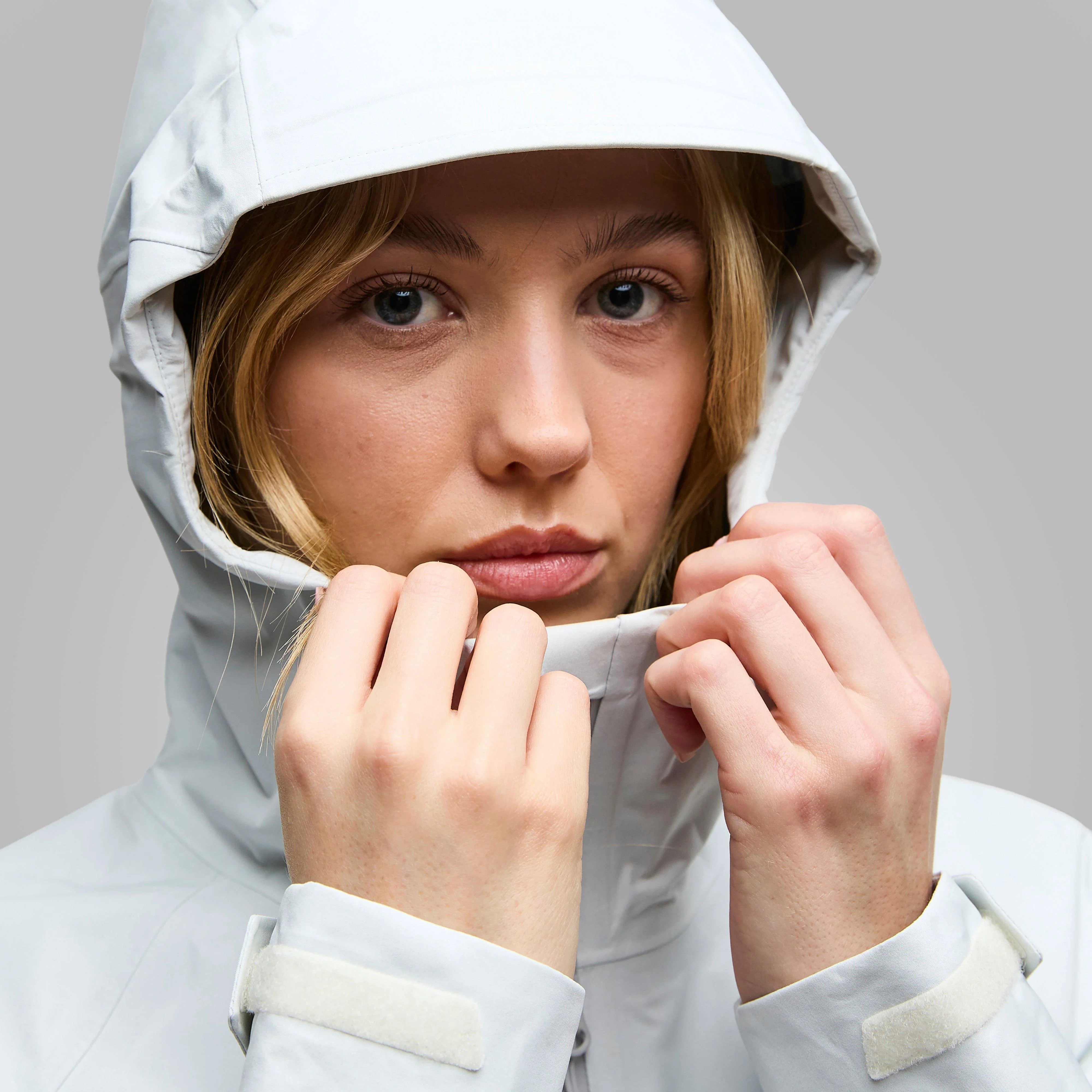 Women’s Spirit Lite Waterproof Jacket - Image 4