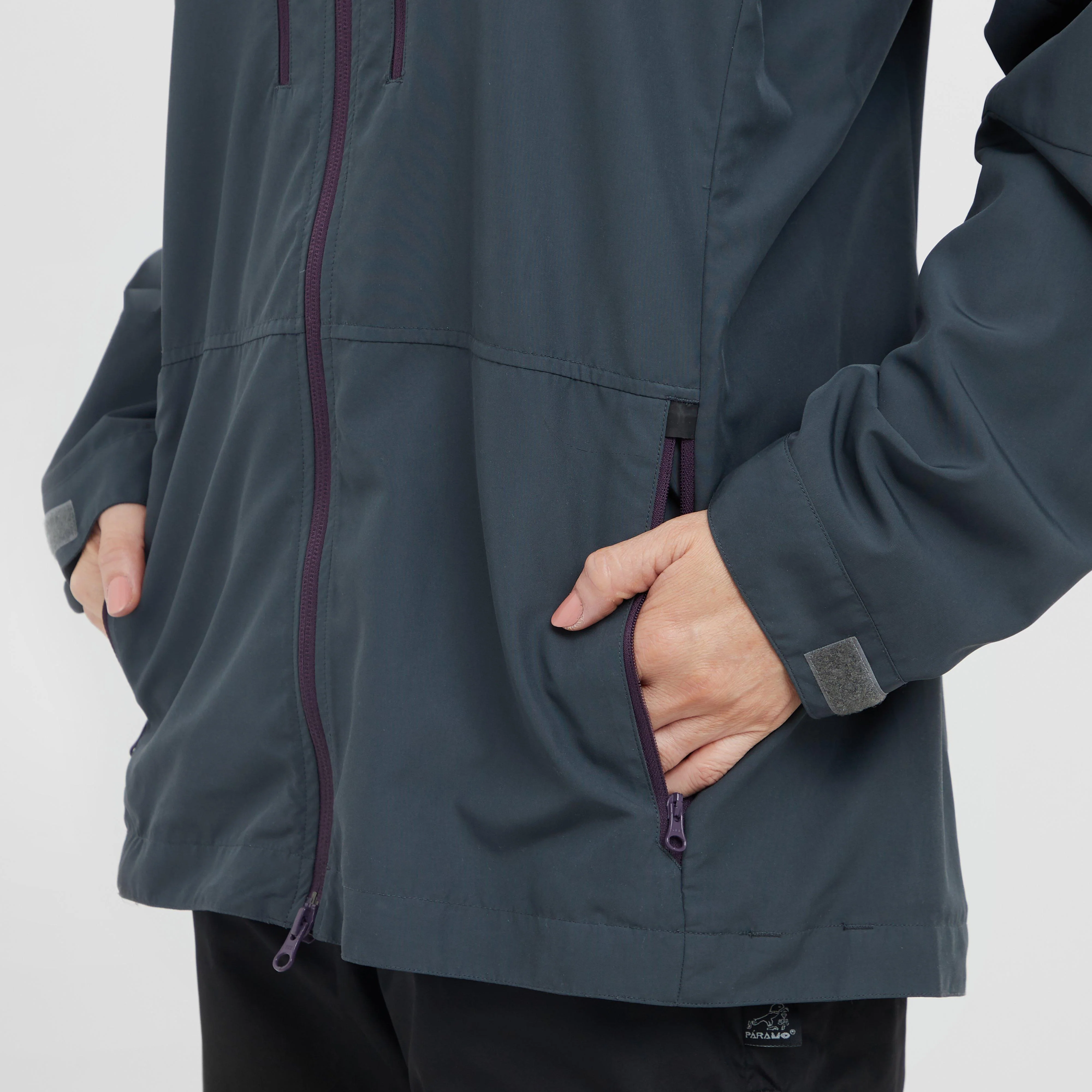 Women’s Bentu Windproof Jacket - Image 8