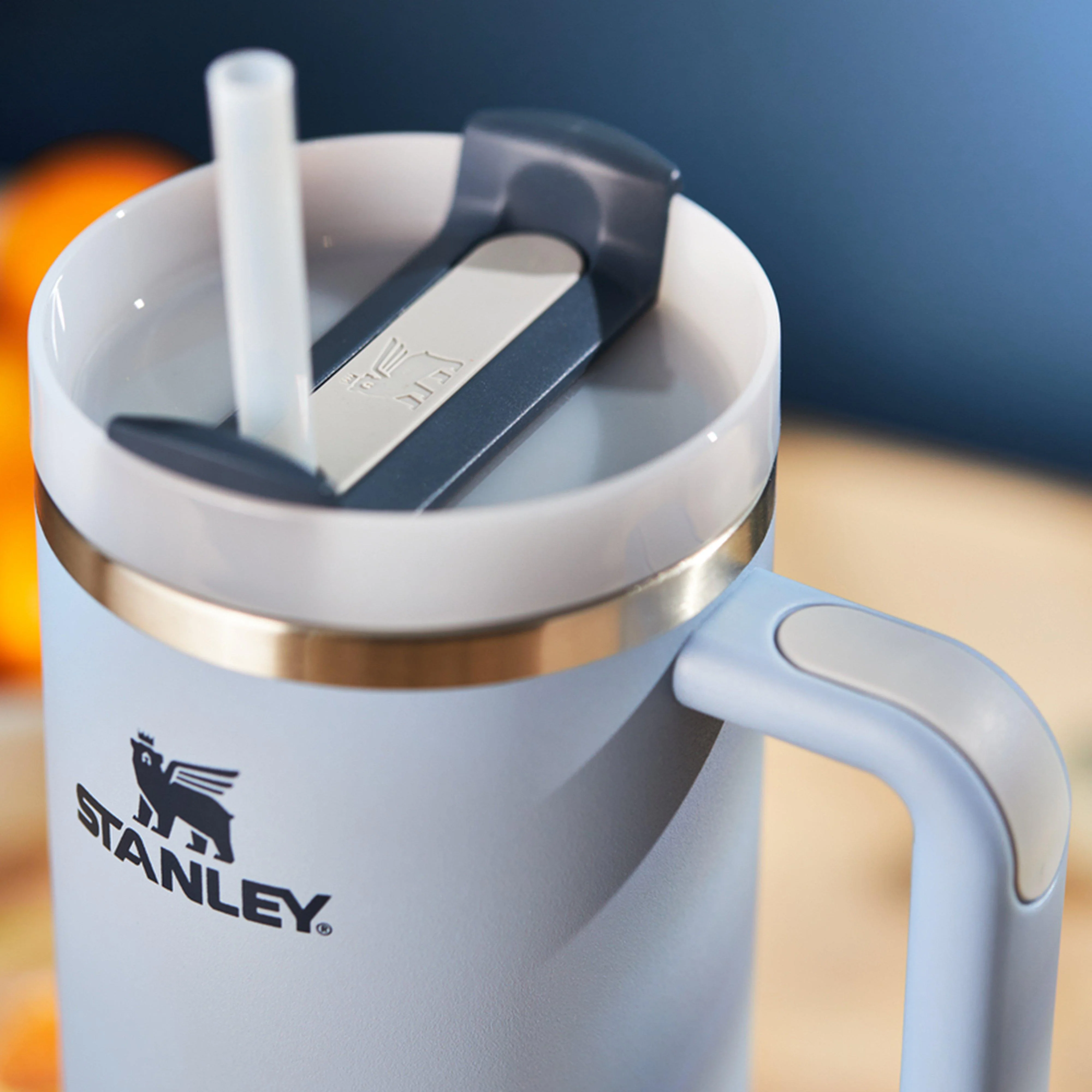 Quencher H2.0 Flowstate™ Tumbler 1.2L - Image 4